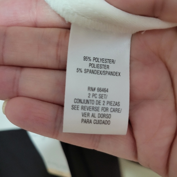 Studio One Women's Plus-Size Color-Block Jacket and Dress - Picture 5 of 8